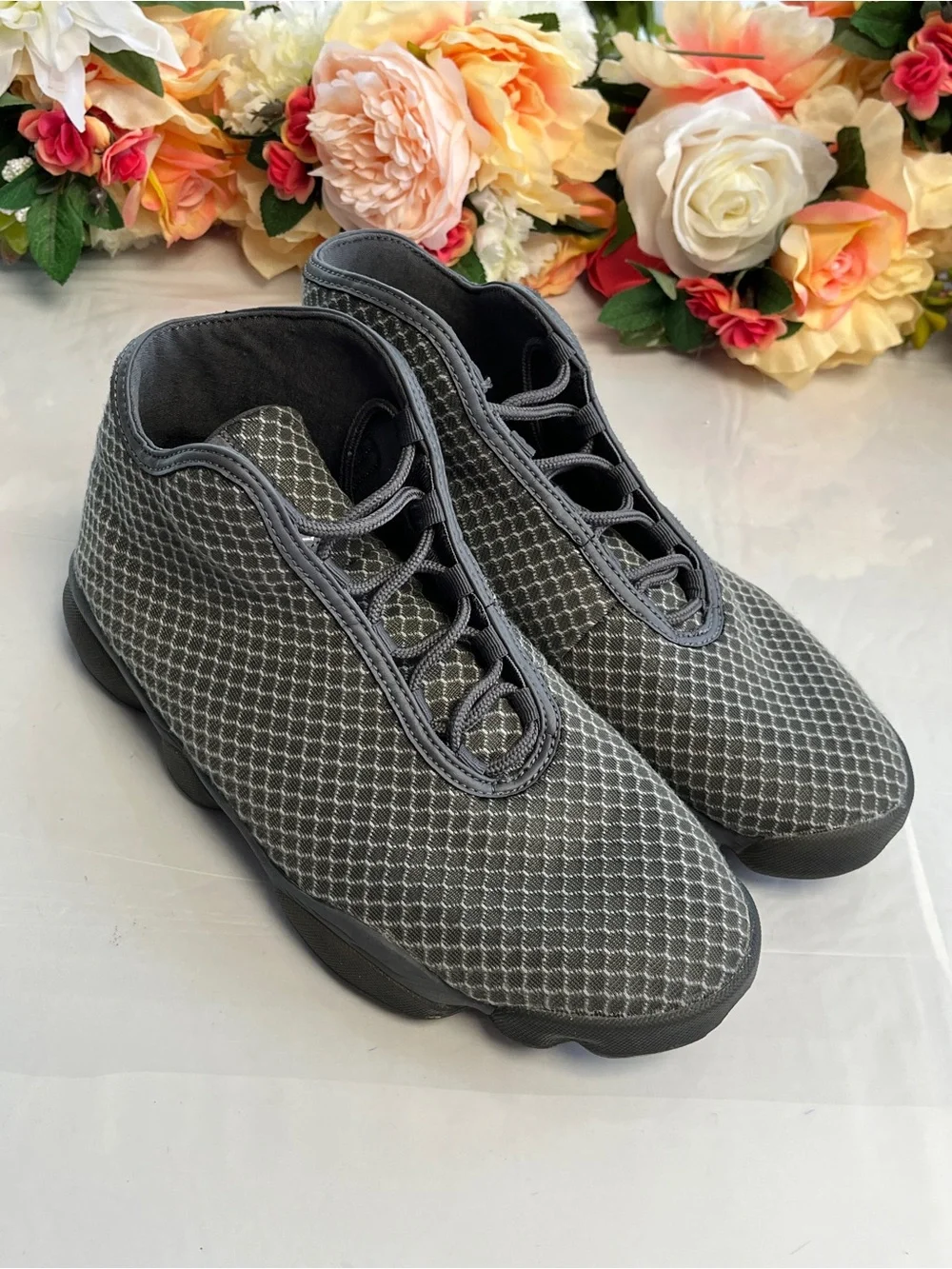 Jordan Horizon Wolf Grey Geometric Textile Sneakers Men’s 9.5 823581-003